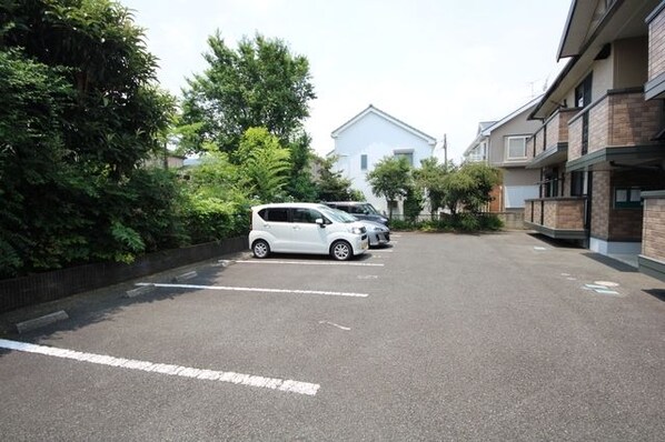 キャメリア・コートの物件内観写真